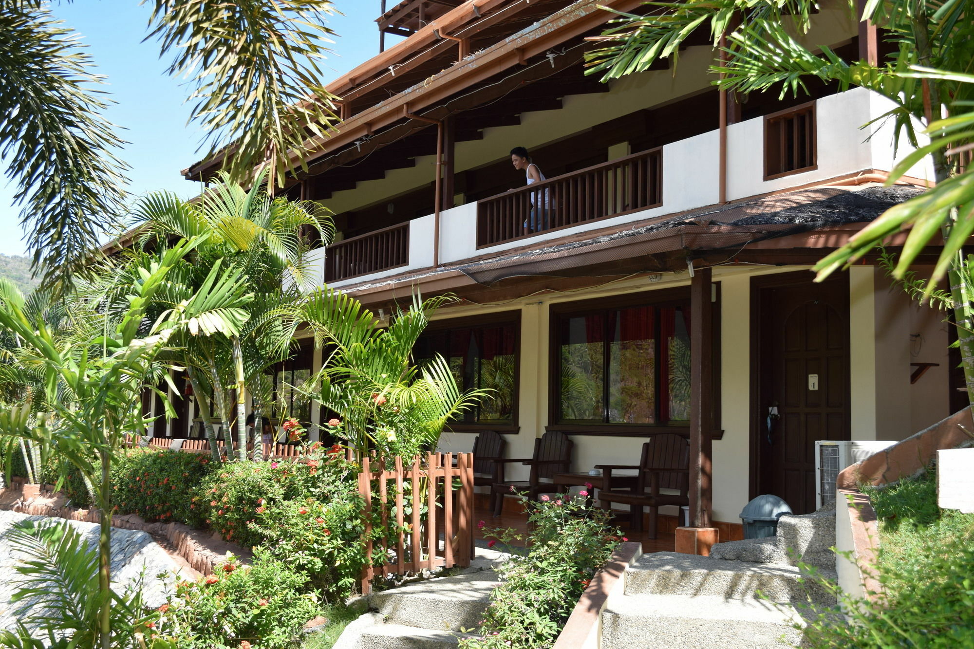 Tribal Hills Mountain Resort Puerto Galera Exterior photo